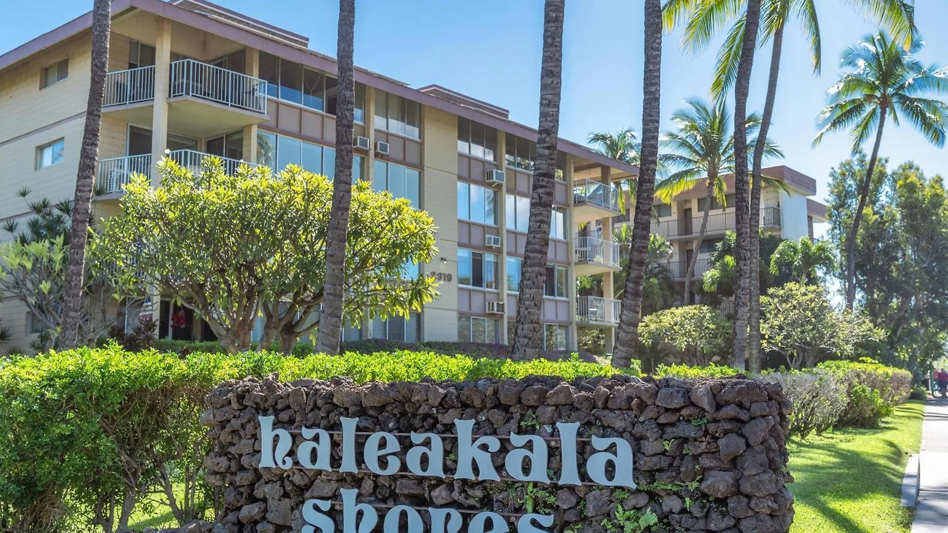 Дом отдыха Haleakala Shores A-301 Уэйлея