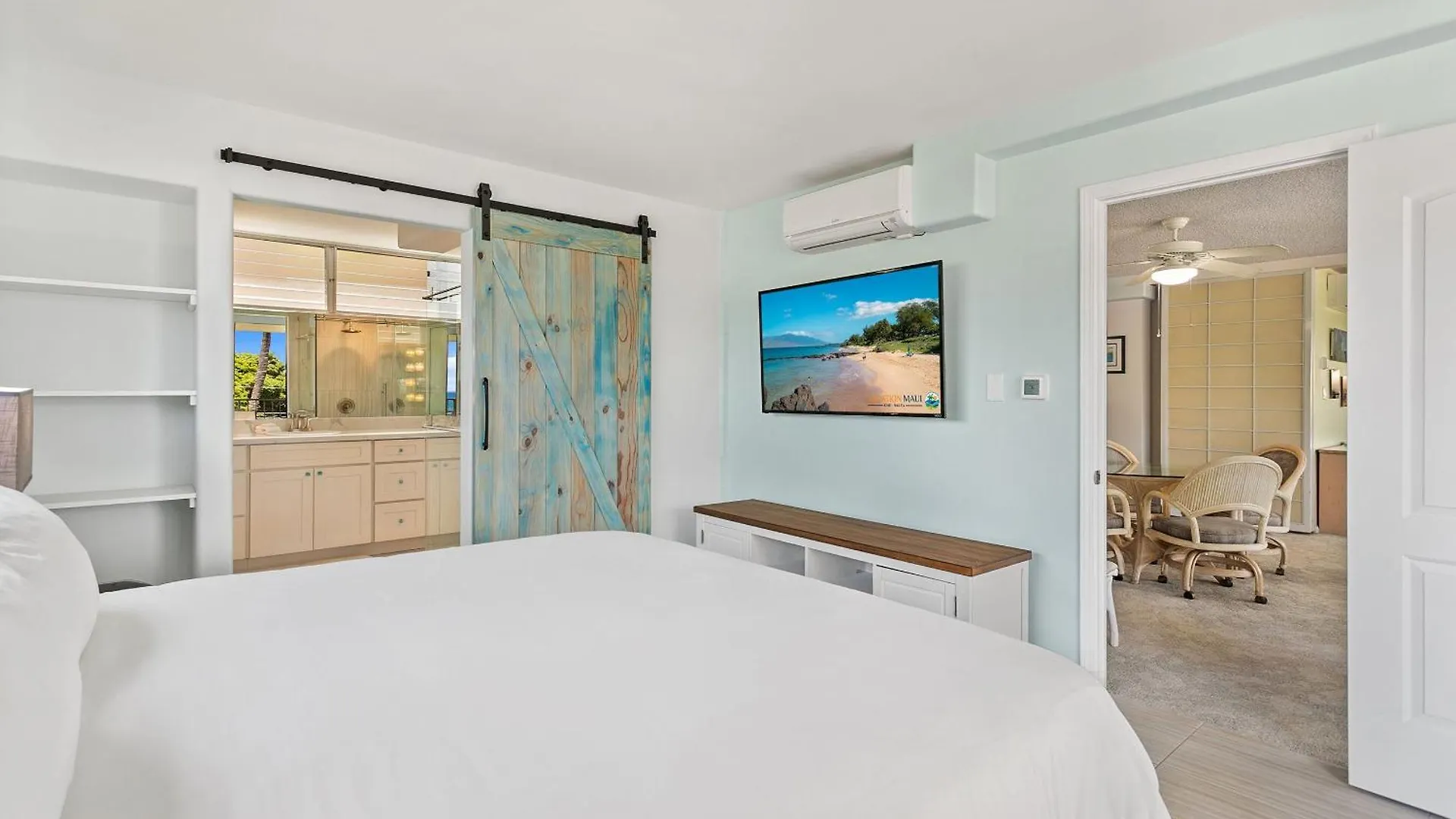 Haleakala Shores A-301 Уэйлея