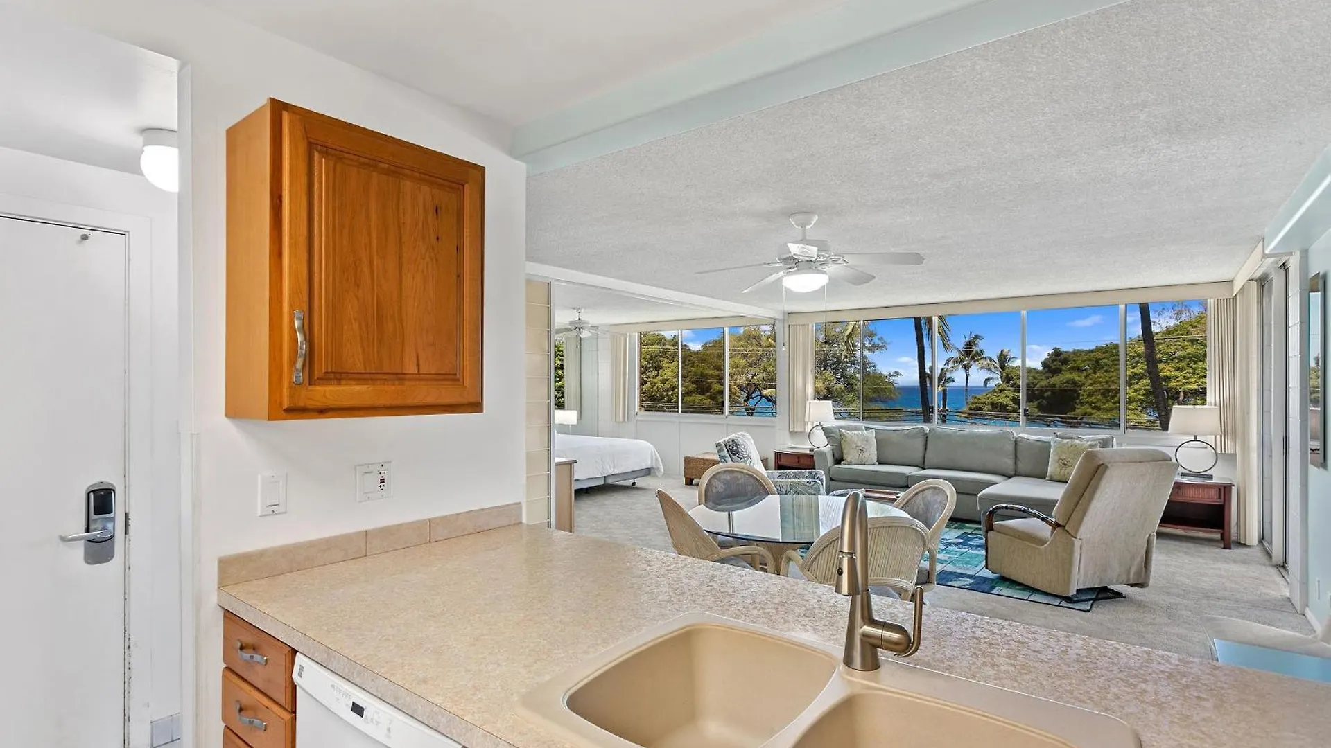 Haleakala Shores A-301 Уэйлея США